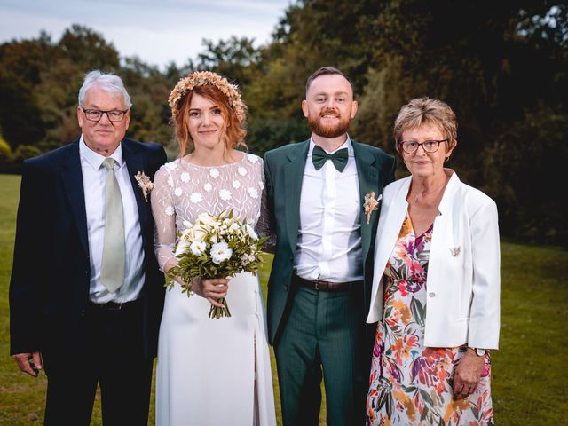 Le mariage de Anthony et Emilie à Ferrières-en-Gâtinais, Loiret 59