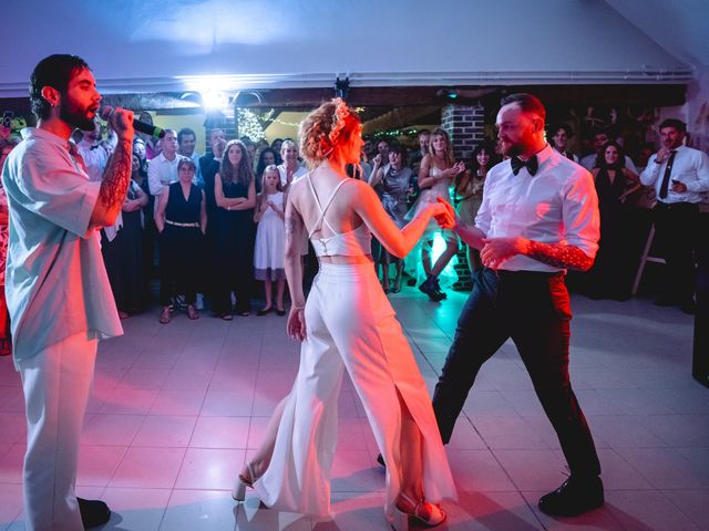 Le mariage de Anthony et Emilie à Ferrières-en-Gâtinais, Loiret 91