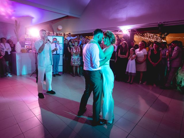 Le mariage de Anthony et Emilie à Ferrières-en-Gâtinais, Loiret 92