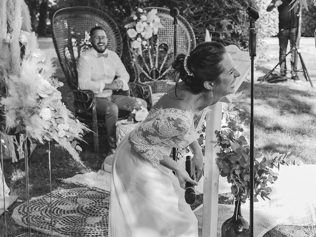 Le mariage de Julien et Safia à Marcillat-en-Combraille, Allier 9