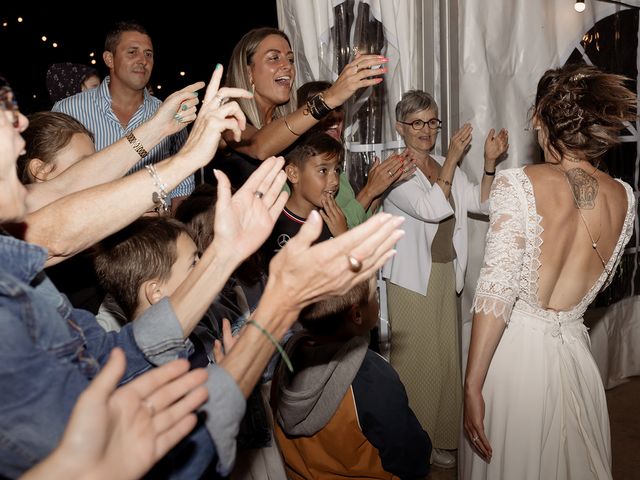 Le mariage de Julien et Safia à Marcillat-en-Combraille, Allier 29