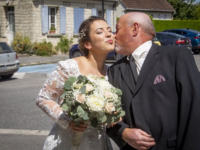 Le mariage de Margaux et Damien à Coucy-le-Château, Aisne 5