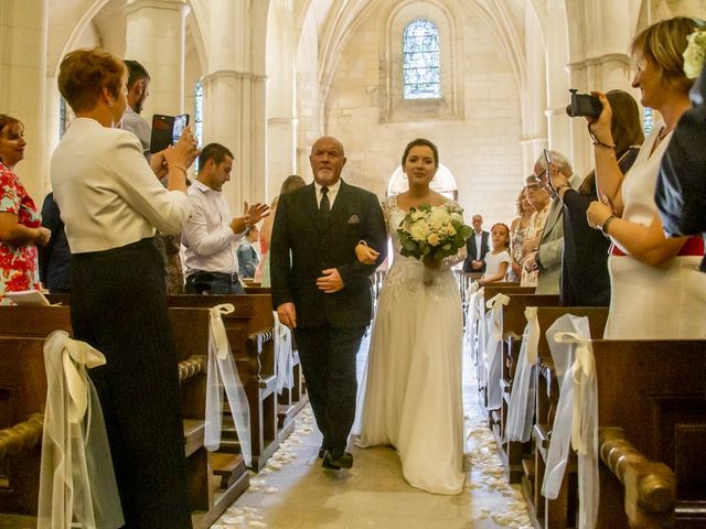 Le mariage de Margaux et Damien à Coucy-le-Château, Aisne 23