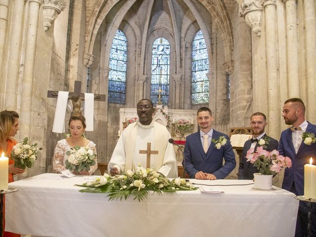 Le mariage de Margaux et Damien à Coucy-le-Château, Aisne 36