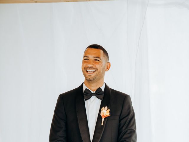 Le mariage de Tarik et Anais à Saint-Christol, Vaucluse 12