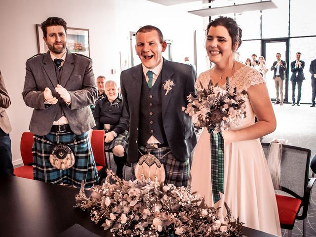 Le mariage de Ally et Sabdrine à Chavagnes-en-Paillers, Vendée 12