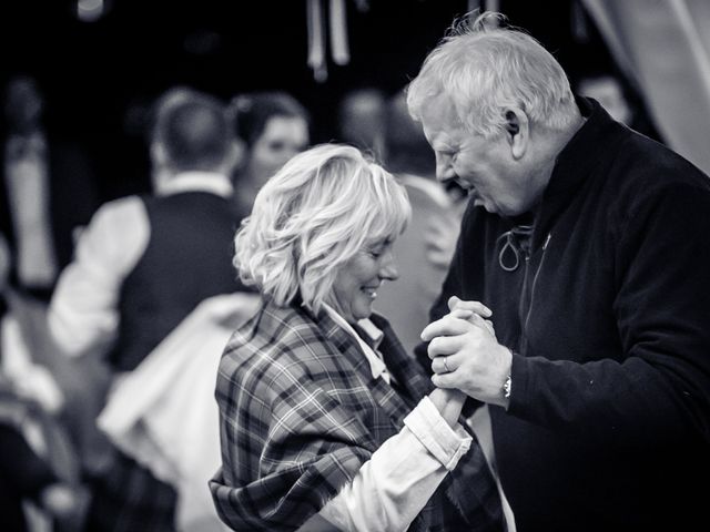 Le mariage de Ally et Sabdrine à Chavagnes-en-Paillers, Vendée 97