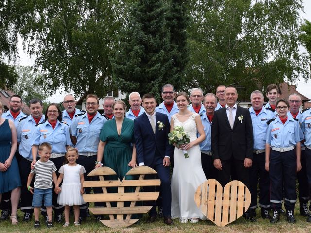 Le mariage de Flavien et Céline  à Schleithal, Bas Rhin 14