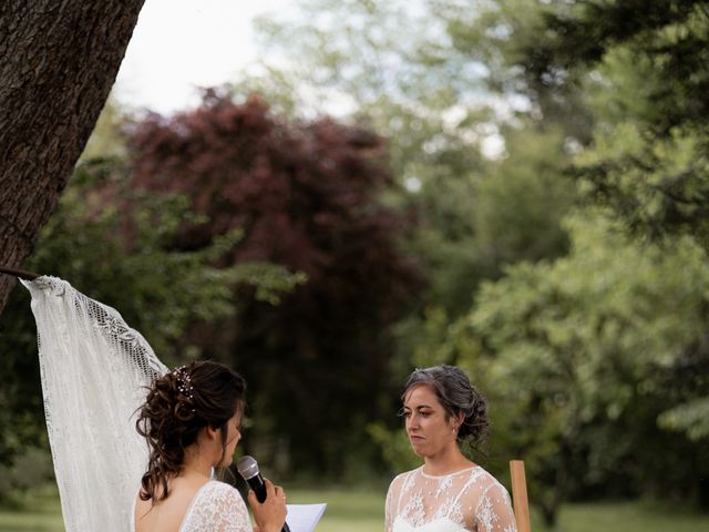 Le mariage de Magalie et Sarah à Aureilhan, Hautes-Pyrénées 35