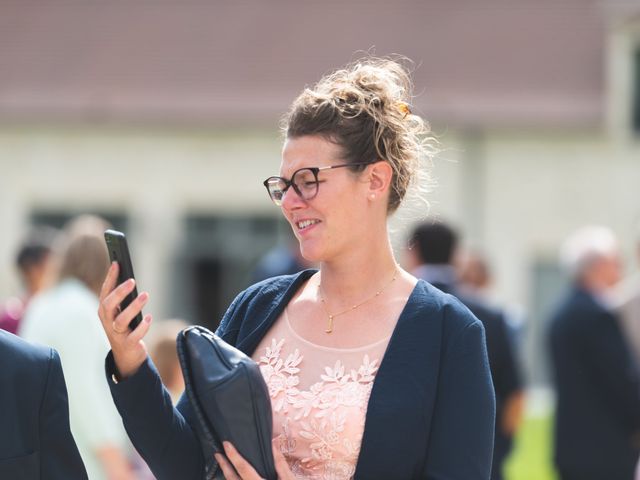 Le mariage de Vincent et Annabel à Neuilly-sous-Clermont, Oise 12