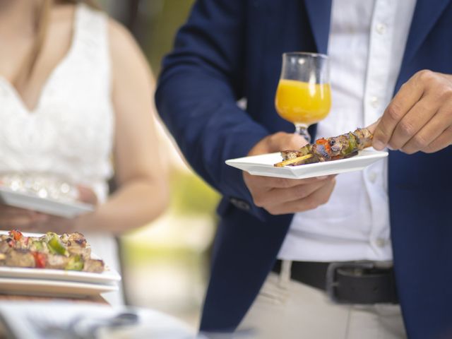 Le mariage de Maxime et Nawel à Cavaillon, Vaucluse 41