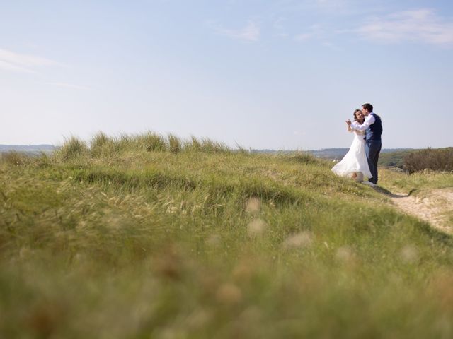 Le mariage de Adrien et Aurélie à Quimper, Finistère 9