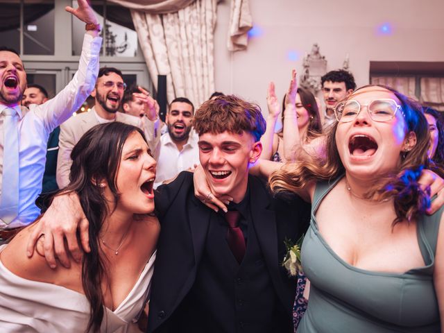 Le mariage de Thimothée et Marine à Combs-la-Ville, Seine-et-Marne 366