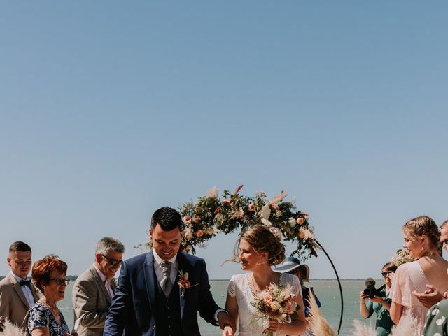 Le mariage de Tanguy et Camille à Ronce-les-Bains, Charente Maritime 15