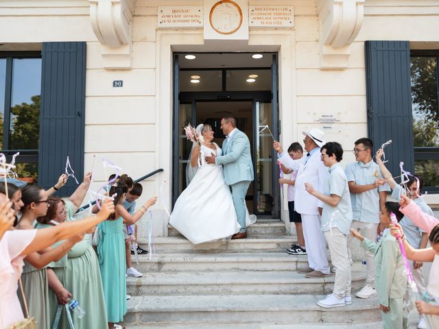 Le mariage de Dave et Laetitia à Rognac, Bouches-du-Rhône 9