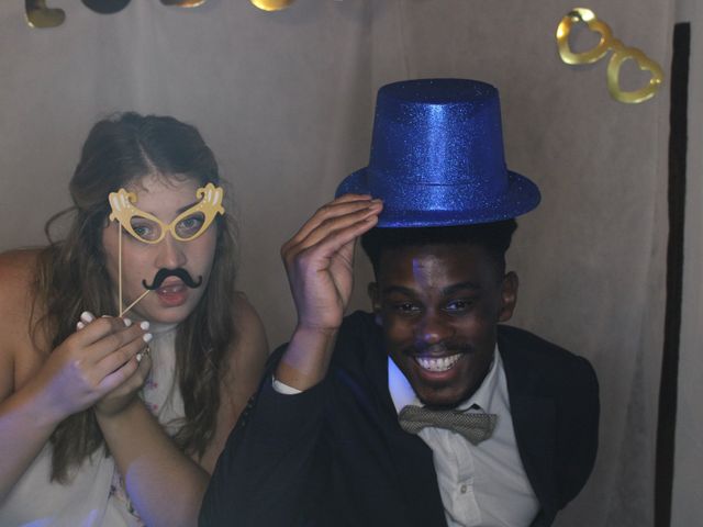 Le mariage de Franc  et Alexandre à Marcilly-sur-Eure, Eure 50