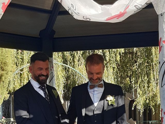 Le mariage de Franc  et Alexandre à Marcilly-sur-Eure, Eure 54