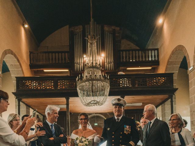 Le mariage de Quentin et Marie à Le Conquet, Finistère 44