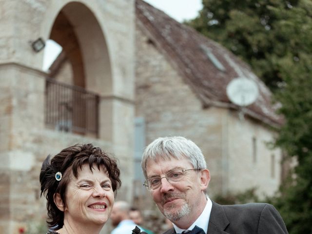 Le mariage de Quentin et Marie à Caylus, Tarn-et-Garonne 91