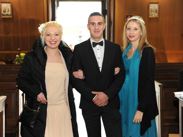 Le mariage de Pierre et Delphine à Ozoir-la-Ferrière, Seine-et-Marne 15