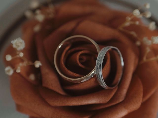 Le mariage de Emmanuel et Adeline à Bellegarde, Gard 2