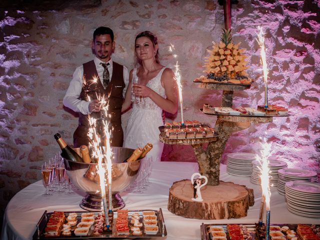 Le mariage de Sylvain et Cassandra à Audes, Allier 32