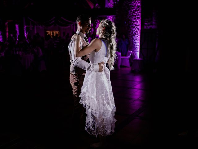 Le mariage de Sylvain et Cassandra à Audes, Allier 33