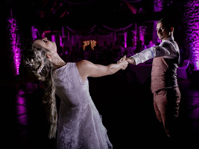 Le mariage de Sylvain et Cassandra à Audes, Allier 35
