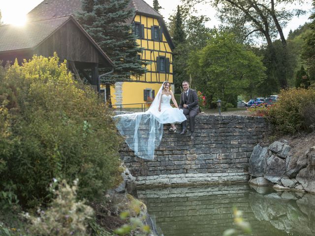 Le mariage de Steven et Céléna à Bartenheim, Haut Rhin 29