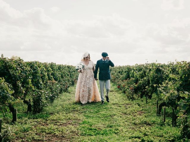 Le mariage de Jérémy et Elise à Saint-Laurent-des-Combes, Charente 22
