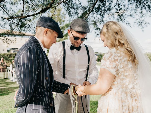Le mariage de Jérémy et Elise à Saint-Laurent-des-Combes, Charente 53