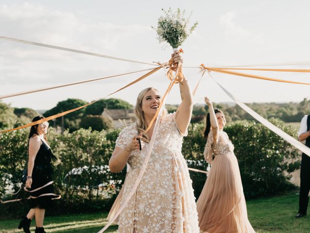 Le mariage de Jérémy et Elise à Saint-Laurent-des-Combes, Charente 65