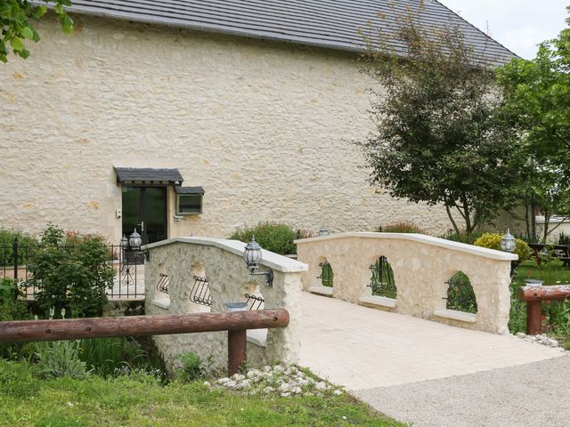 Le mariage de Samuel et Lucie à Beaulieu-sur-Loire, Loiret 7