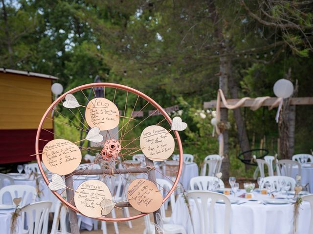 Le mariage de Bertrand et Hélène  à Le Puy-Sainte-Réparade, Bouches-du-Rhône 6