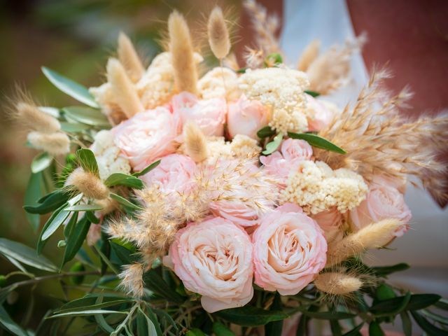 Le mariage de Bertrand et Hélène  à Le Puy-Sainte-Réparade, Bouches-du-Rhône 7