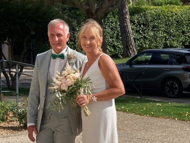 Le mariage de Bertrand et Hélène  à Le Puy-Sainte-Réparade, Bouches-du-Rhône 12