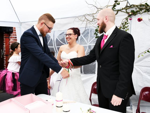 Le mariage de Arnaud et Noémie à Noordpeene, Nord 12