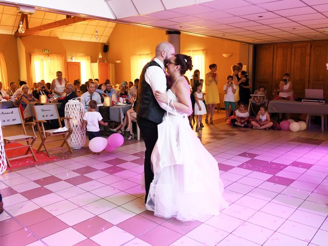 Le mariage de Arnaud et Noémie à Noordpeene, Nord 32