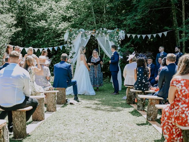 Le mariage de David et Rhian à Aubusson, Creuse 2