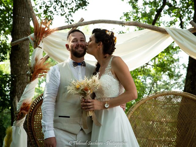 Le mariage de Isabelle et Nicolas à Saliès, Tarn 1