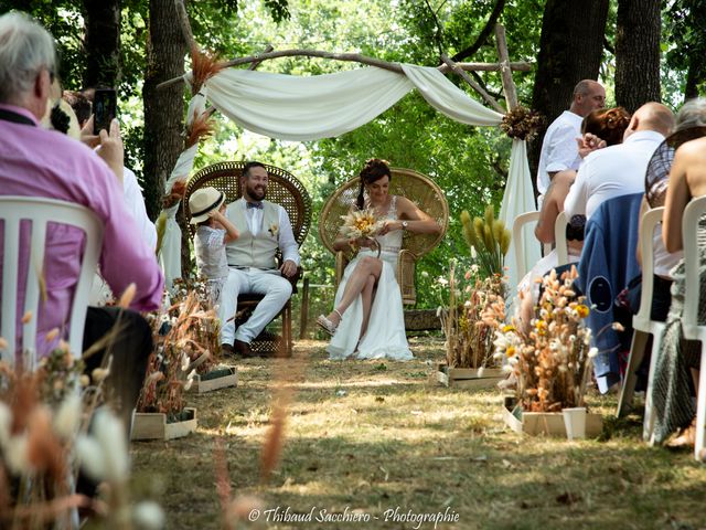 Le mariage de Isabelle et Nicolas à Saliès, Tarn 10