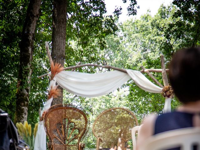 Le mariage de Isabelle et Nicolas à Saliès, Tarn 11