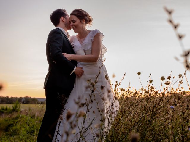 Le mariage de Amine et Gwenaëlle à Neuilly-en-Sancerre, Cher 13