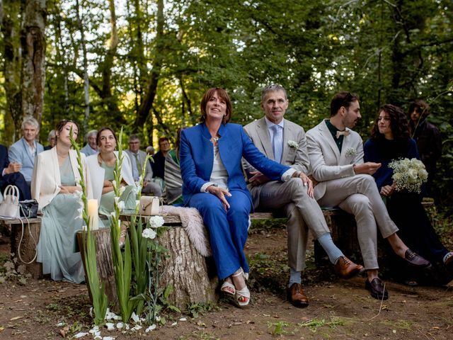 Le mariage de Amine et Gwenaëlle à Neuilly-en-Sancerre, Cher 19