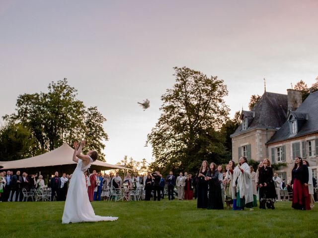 Le mariage de Amine et Gwenaëlle à Neuilly-en-Sancerre, Cher 33