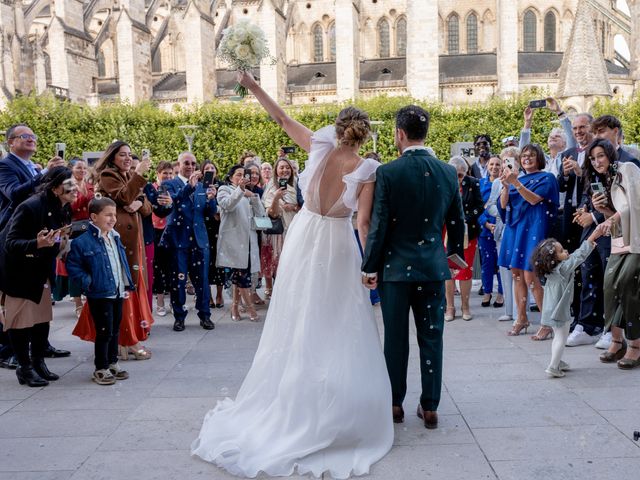 Le mariage de Amine et Gwenaëlle à Neuilly-en-Sancerre, Cher 40