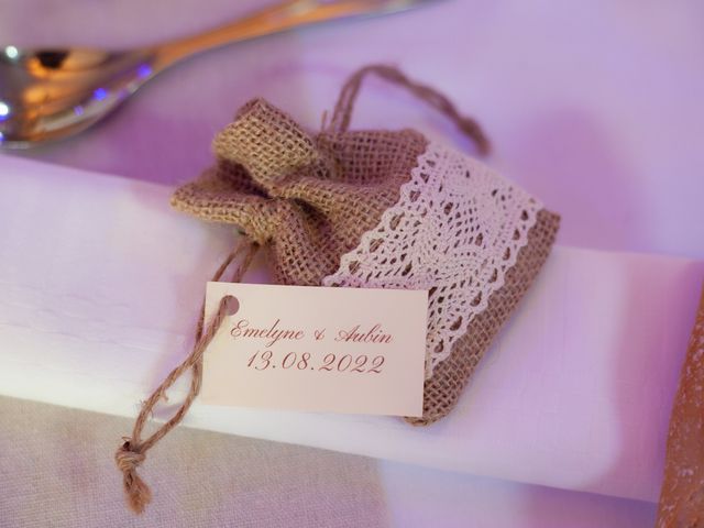 Le mariage de Aubin et Émelyne à Les Sables-d&apos;Olonne, Vendée 56