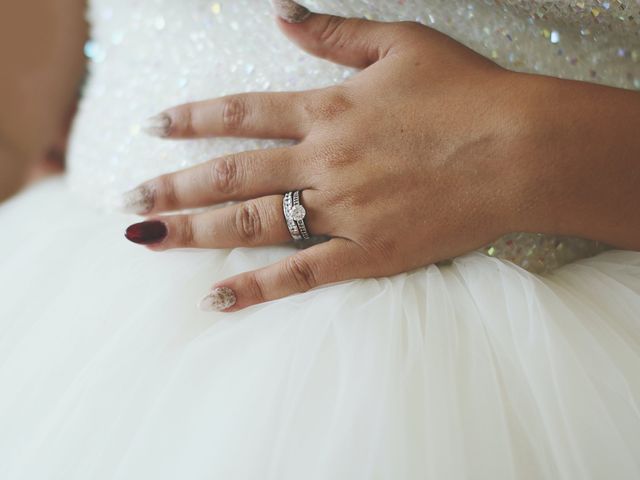 Le mariage de Océane et Sylvia à Sallèles-d&apos;Aude, Aude 24