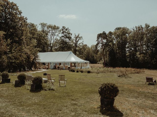 Le mariage de Thibault et Marvin à Saint-Valérien, Yonne 13