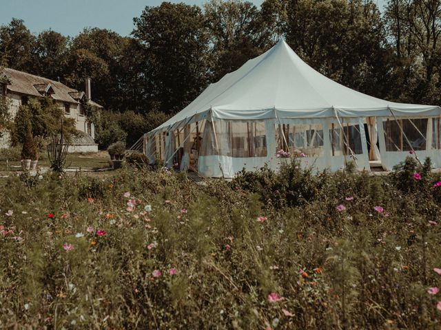 Le mariage de Thibault et Marvin à Saint-Valérien, Yonne 30